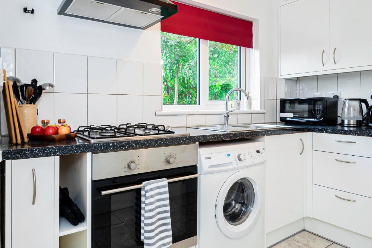 Charming 2-Bedroom Flat With A Garden And Free Parking At Abingdon Oxford Eksteriør bilde