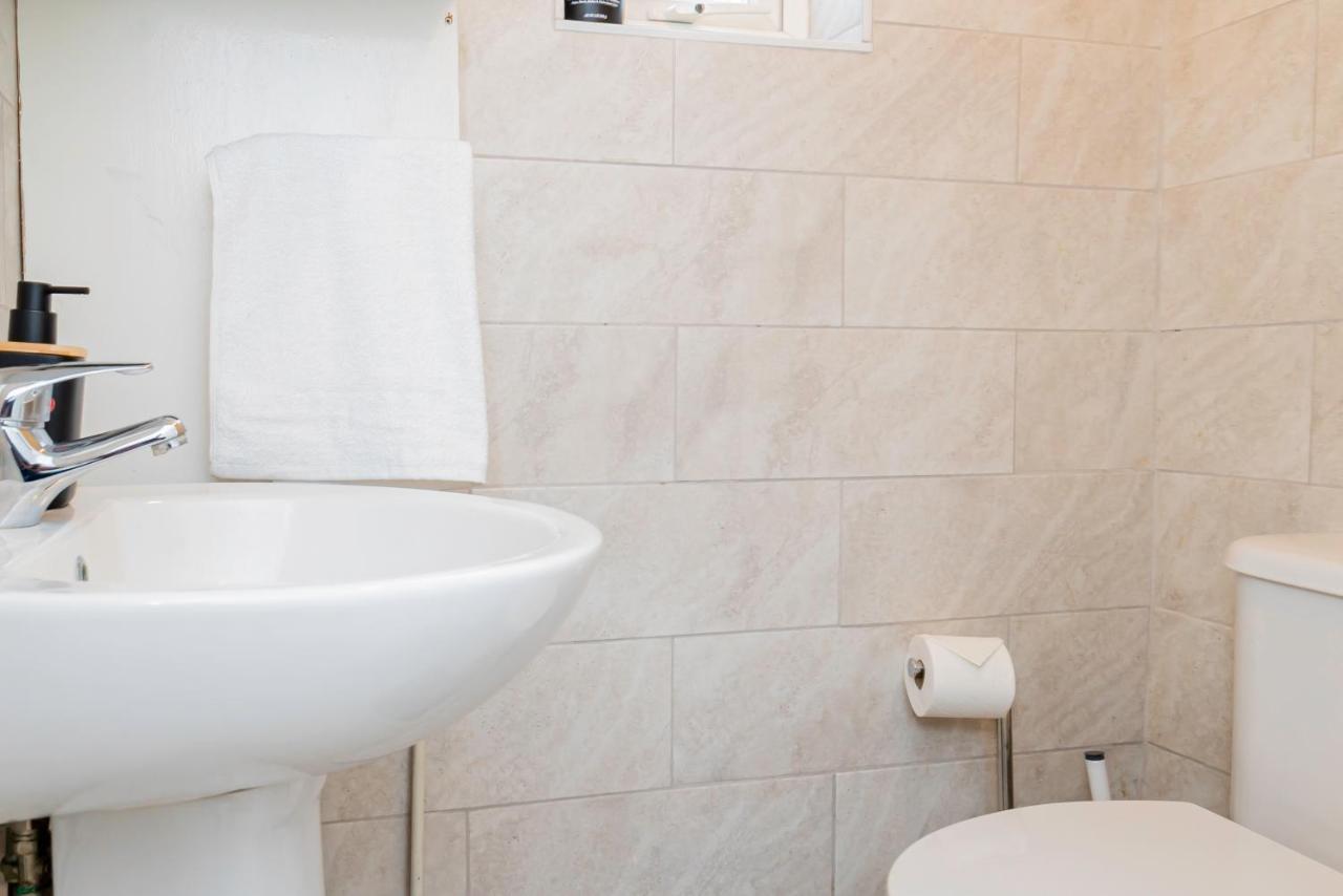 Charming 2-Bedroom Flat With A Garden And Free Parking At Abingdon Oxford Eksteriør bilde