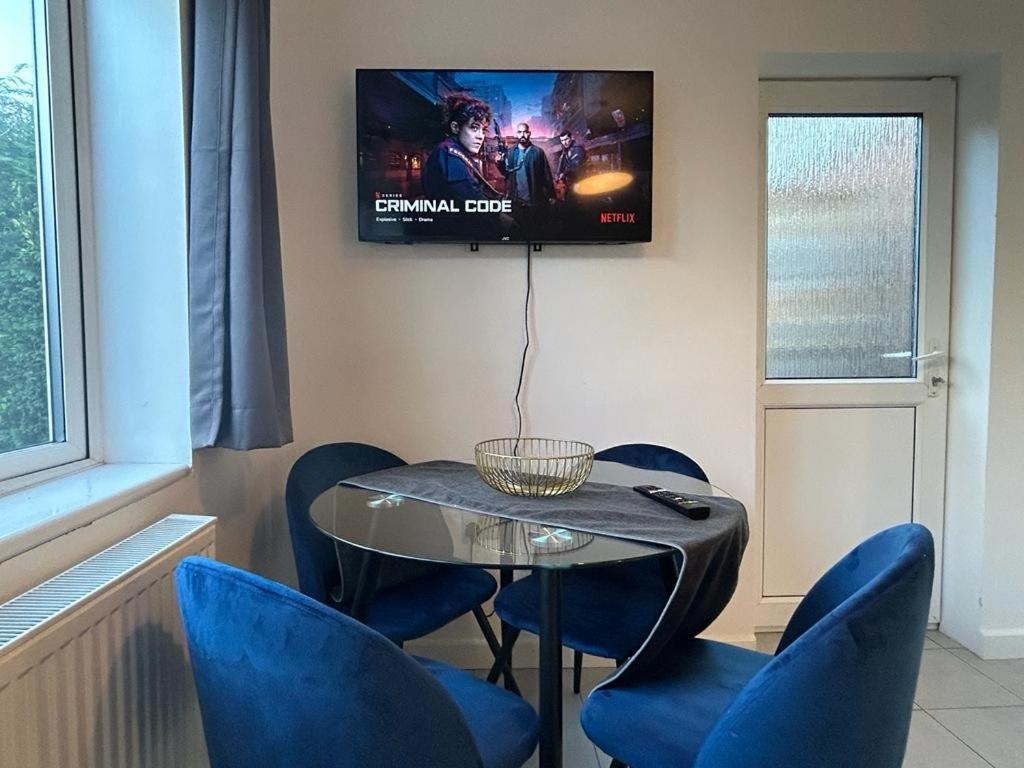Charming 2-Bedroom Flat With A Garden And Free Parking At Abingdon Oxford Eksteriør bilde