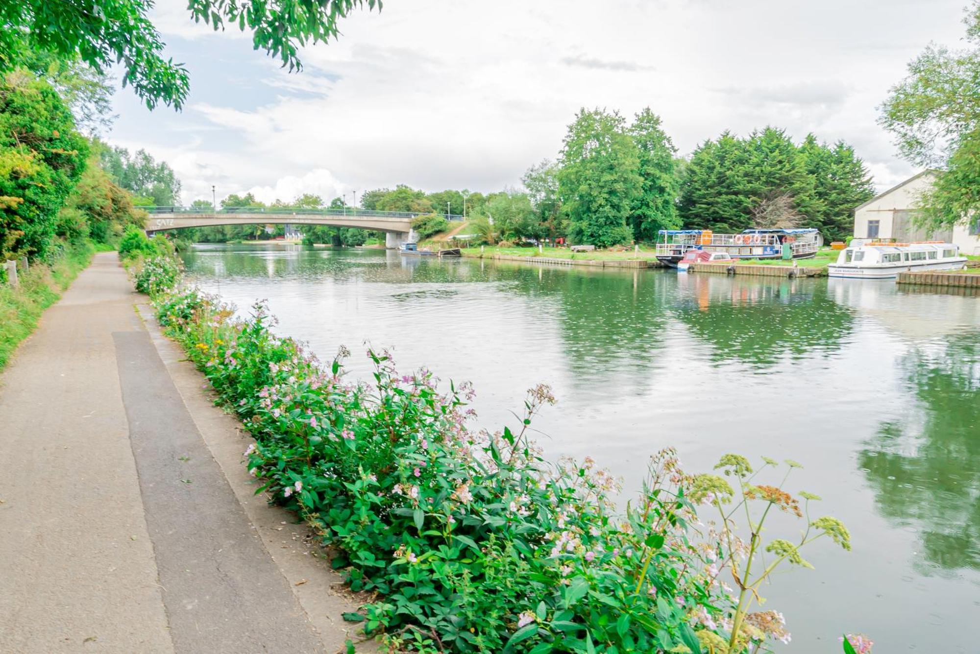 Charming 2-Bedroom Flat With A Garden And Free Parking At Abingdon Oxford Eksteriør bilde